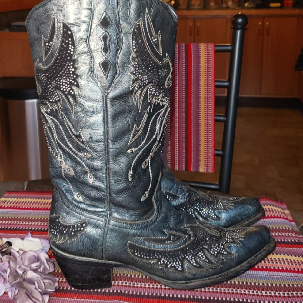 Corral Black and Silver Heeled Boots - Picture 6 of 15